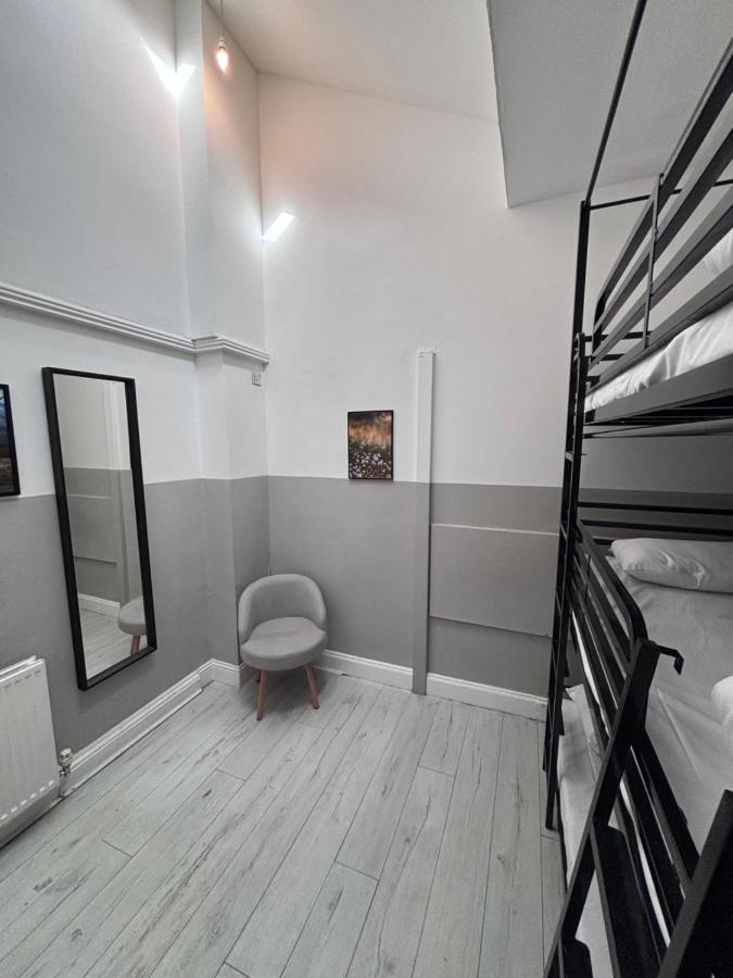 Haymarket Hostel Edinburgh Exterior photo